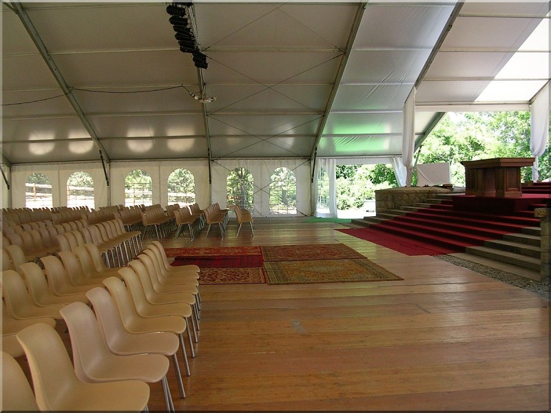 Podium-notre-Dame-du-Laus.jpg